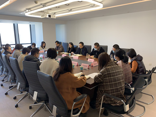 中圣公司開展黨員先鋒隊(duì)創(chuàng)建工作推進(jìn)會_副本.jpg