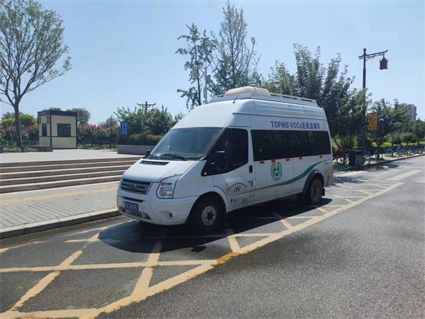 圖1走航監測車.jpg